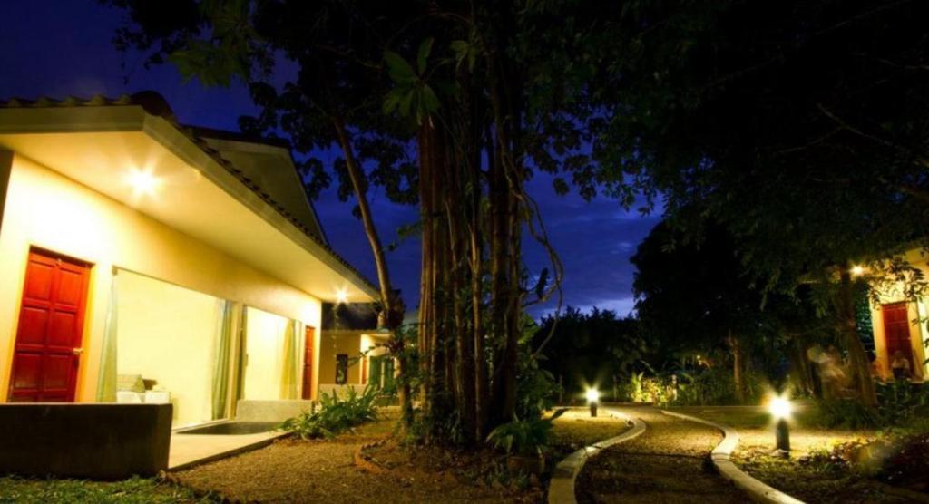 Villa De Mama Rawai Ngoại thất bức ảnh
